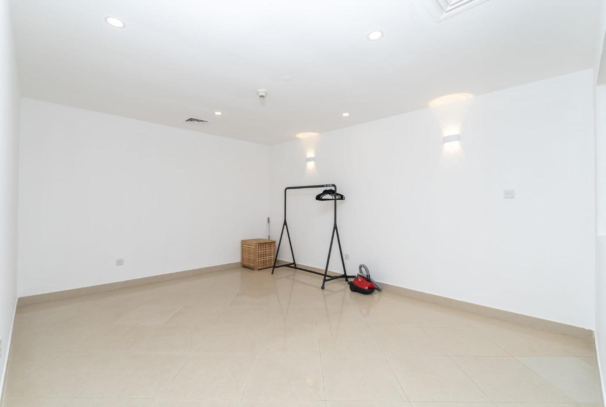 Luxury 5br In Jlt - Perfect For Families Apartment Dubai