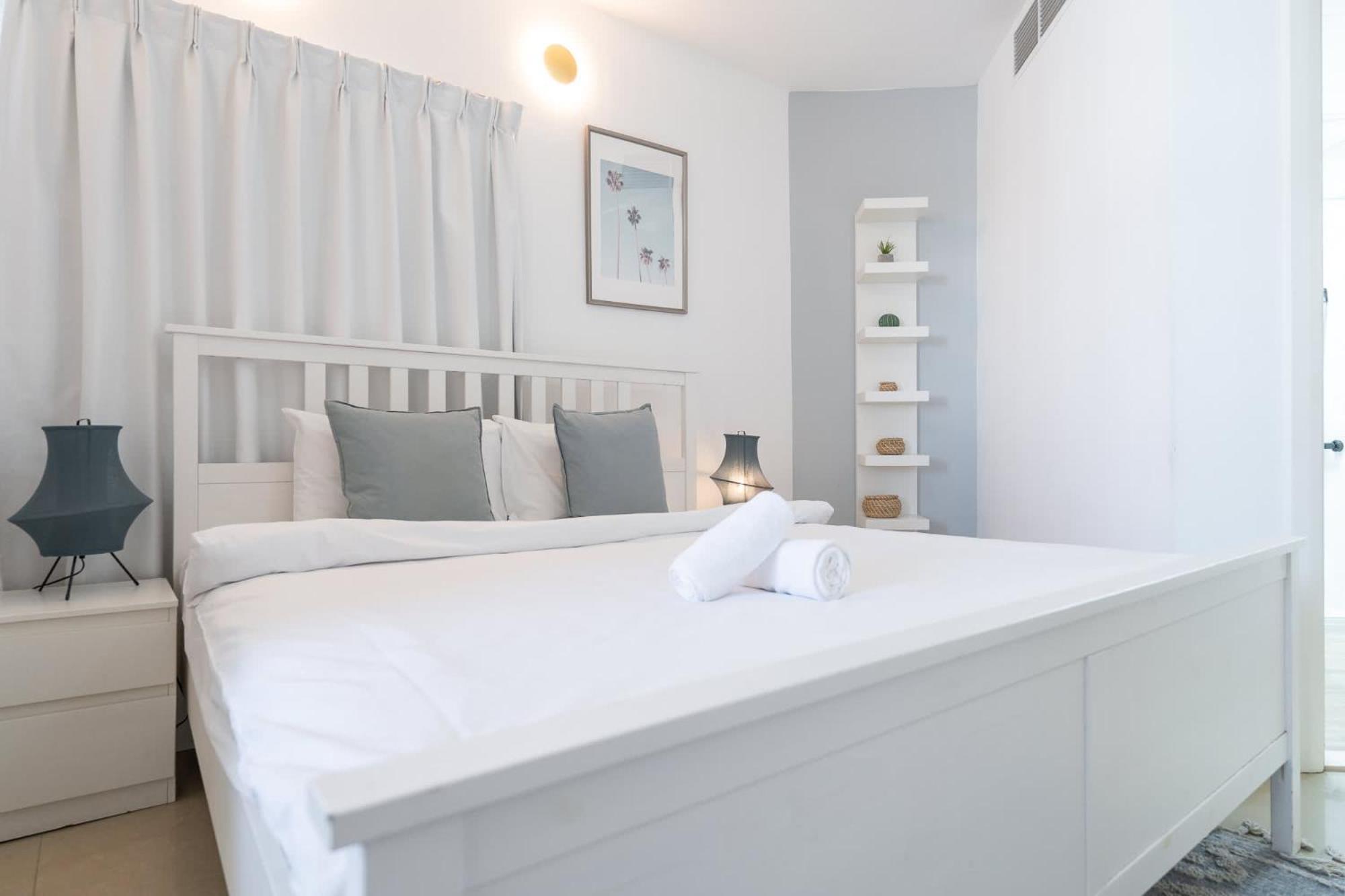 Luxury 5br In Jlt - Perfect For Families Apartment *