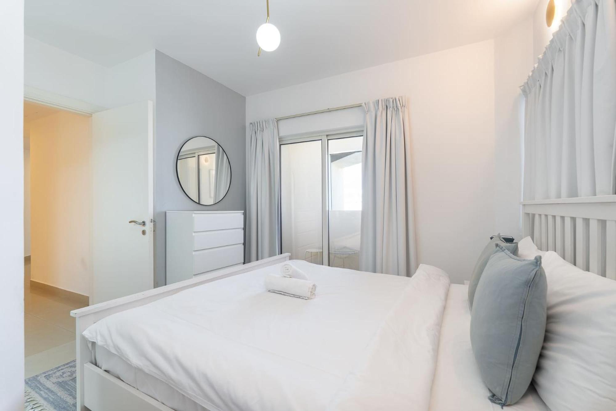 Luxury 5br In Jlt - Perfect For Families Apartment
