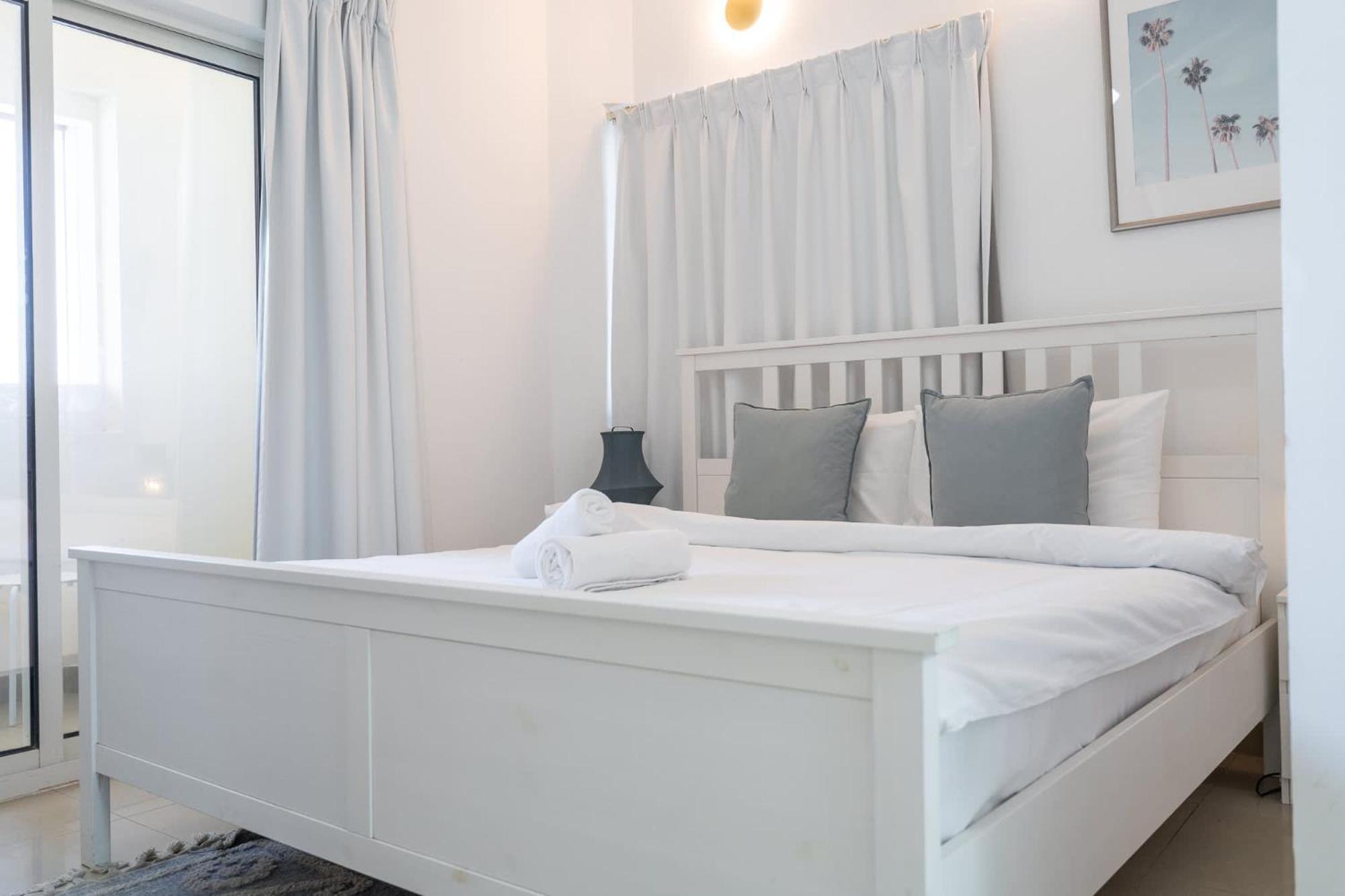 Apartment Luxury 5br In Jlt - Perfect For Families Dubai